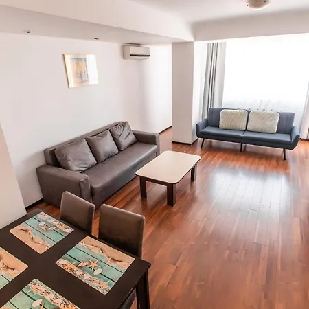 Apartment Vibes - Summerland *